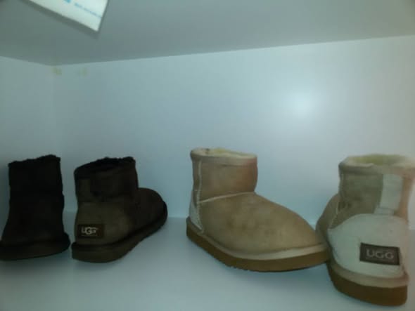 Confronto di più UGG pubblicato dalla lavanderia